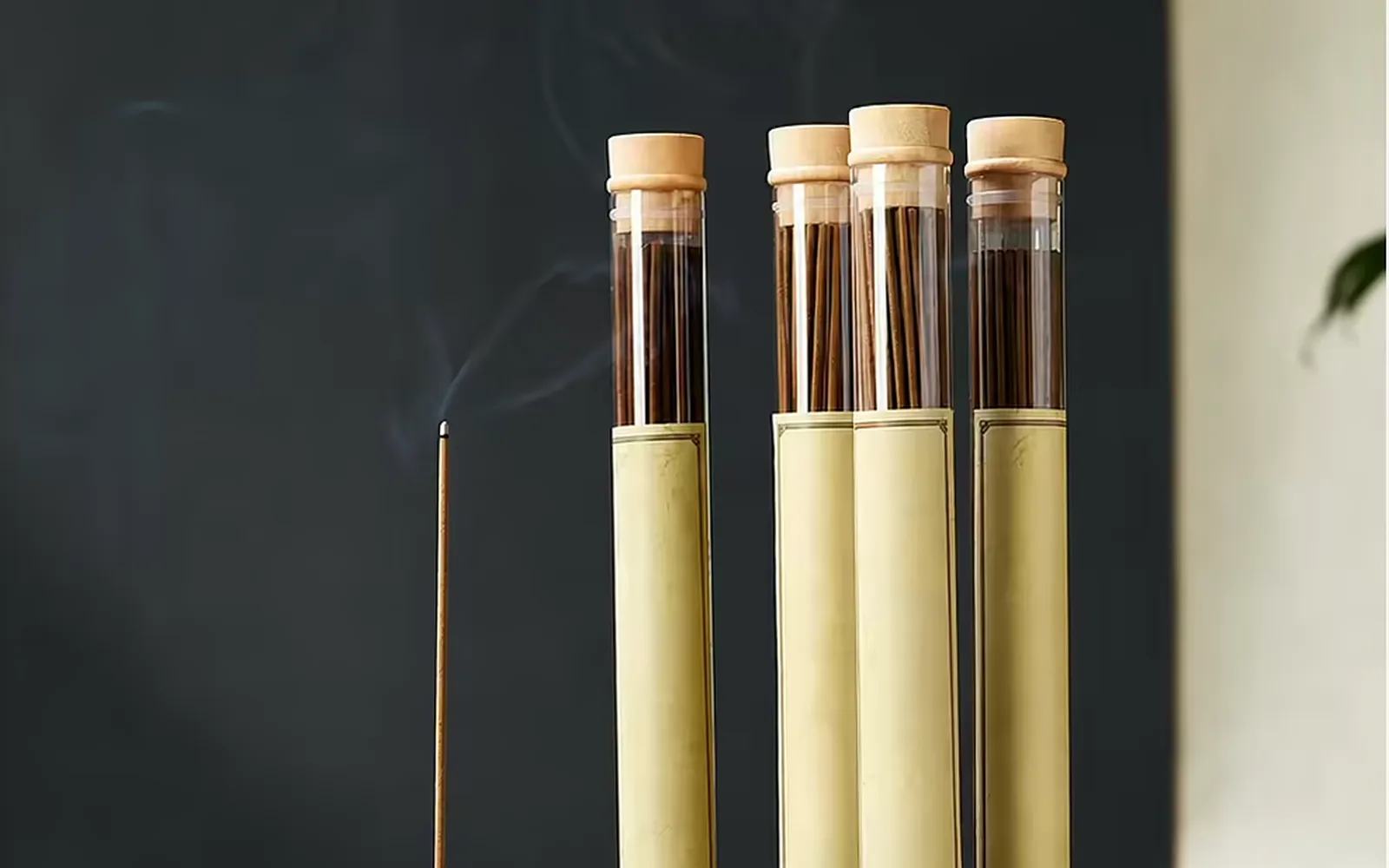 Arabic oud incense sticks wholesale for GCC and majlis use