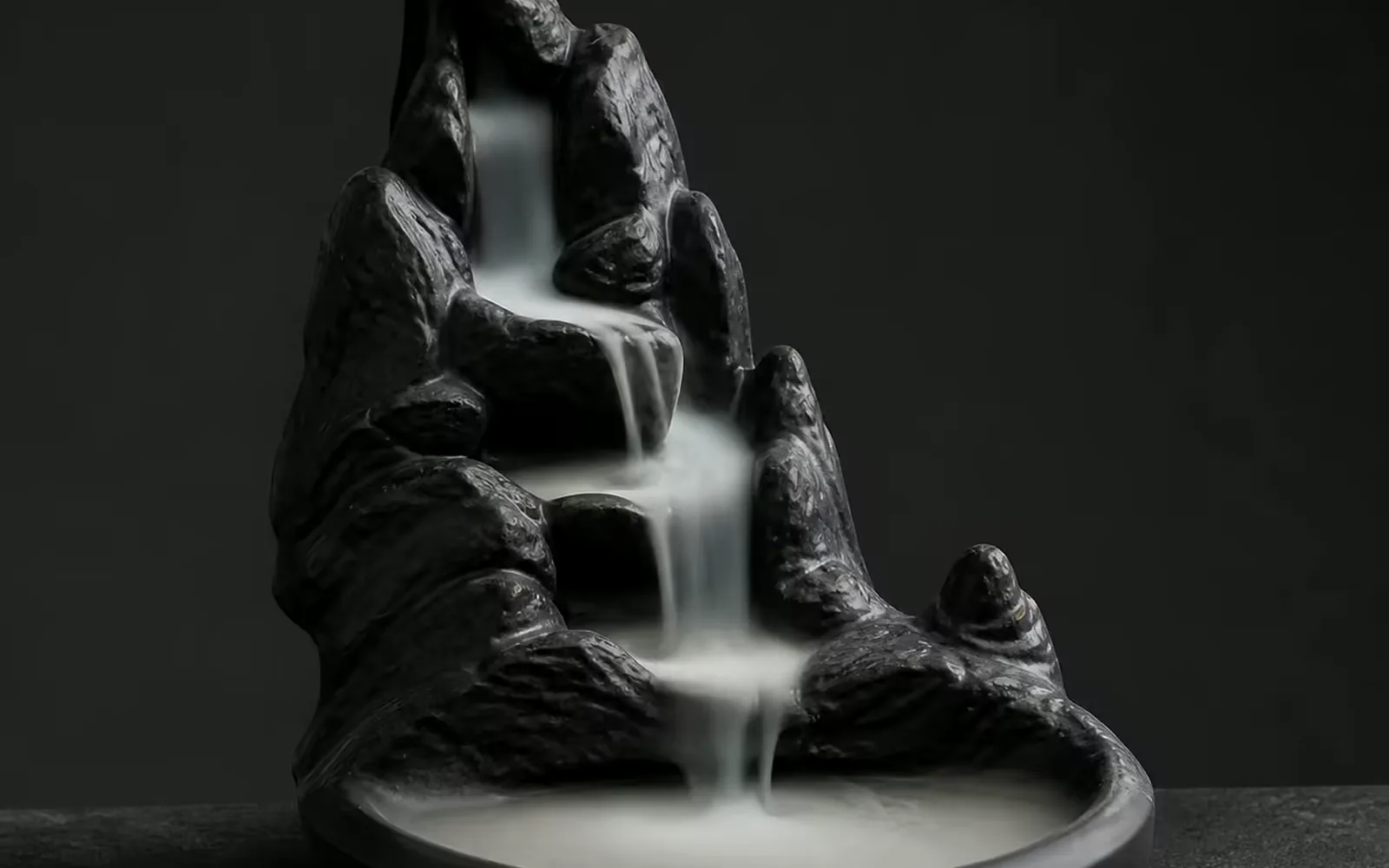 Backflow incense burner wholesale — ceramic burner with smoke flowing down