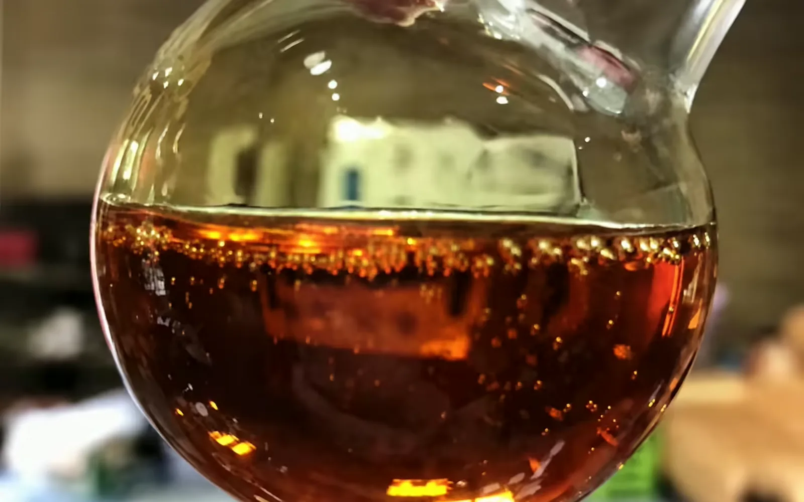 Hydro distilled oud oil dehn al oud wholesale